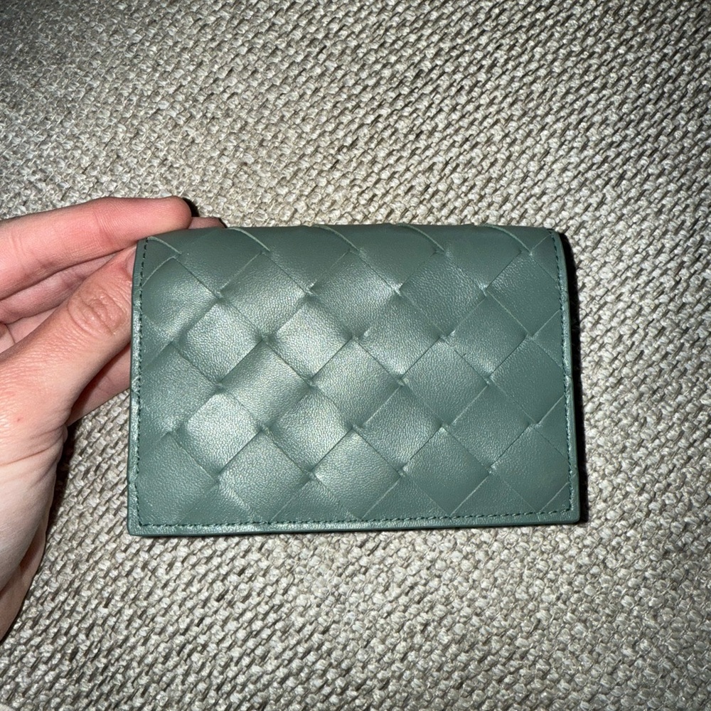 Bottega Veneta Green Intrecciato Leather Wallet (never used)